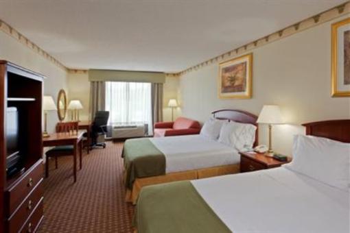 фото отеля Holiday Inn Express Hotel & Suites North East