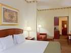 фото отеля Holiday Inn Express Hotel & Suites North East