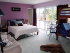 фото отеля Purple-Der House Accommodation