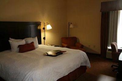 фото отеля Hampton Inn Olive Branch