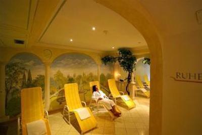 фото отеля Alpin Royal Wellness & Resort Hotel Ahrntal