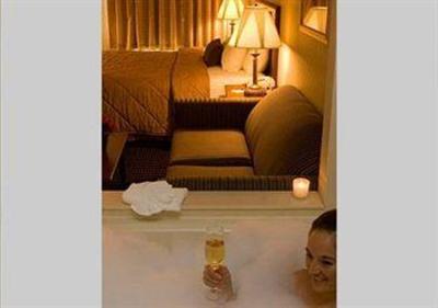 фото отеля Comfort Inn Utica