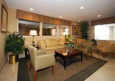 фото отеля Comfort Inn Utica