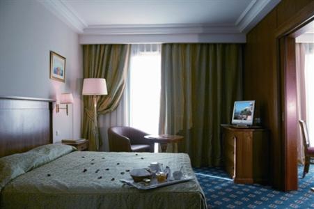 фото отеля Les Berges du Lac Concorde Hotel Tunis