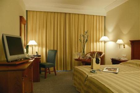 фото отеля Les Berges du Lac Concorde Hotel Tunis