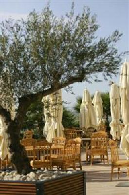 фото отеля Les Berges du Lac Concorde Hotel Tunis