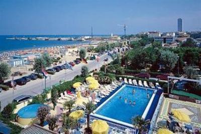 фото отеля Hotel Promenade Universale Cesenatico