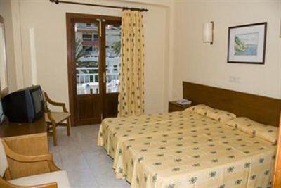 фото отеля Eix Hotel Alcudia