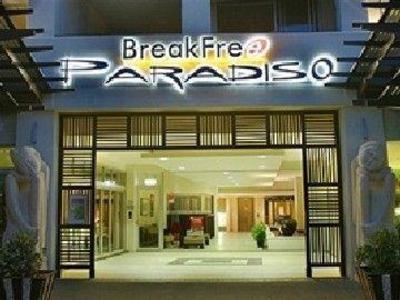 фото отеля BreakFree Paradiso Resort