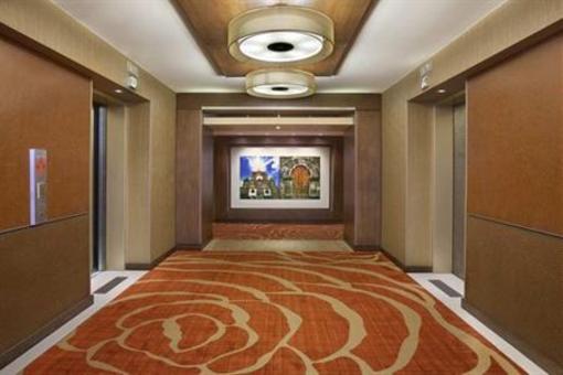фото отеля Hilton Palacio del Rio