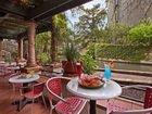 фото отеля Hilton Palacio del Rio