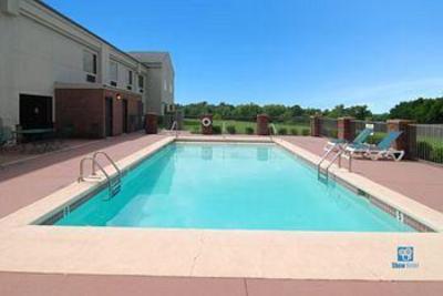 фото отеля BEST WESTERN Locust Grove Inn & Suites