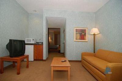 фото отеля BEST WESTERN Locust Grove Inn & Suites