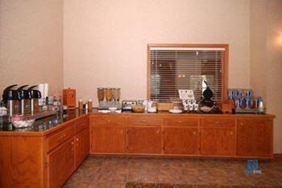 фото отеля BEST WESTERN Locust Grove Inn & Suites