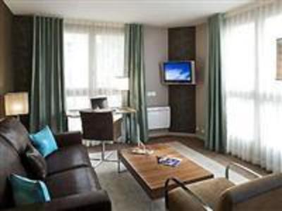 фото отеля Pullman Versailles Chateau Hotel