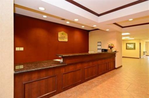 фото отеля BEST WESTERN Lawrenceburg Inn