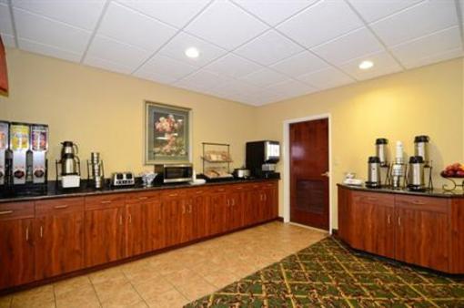 фото отеля BEST WESTERN Lawrenceburg Inn