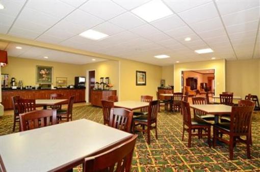 фото отеля BEST WESTERN Lawrenceburg Inn