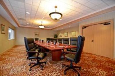 фото отеля BEST WESTERN PLUS Lakeway Inn