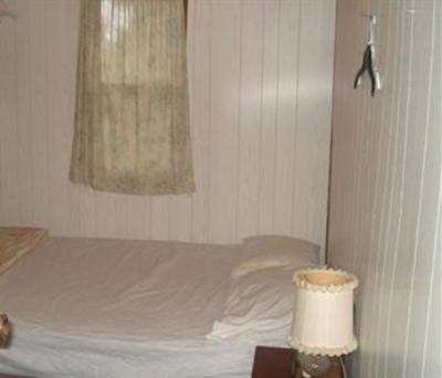 фото отеля Cadigan's Camp & Cottages