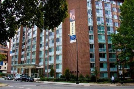 фото отеля Marriott Execustay The Flats at Dupont Circle