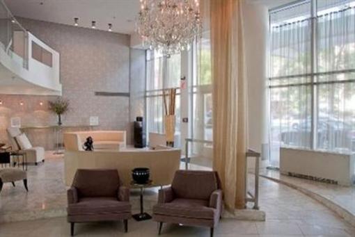 фото отеля Marriott Execustay The Flats at Dupont Circle