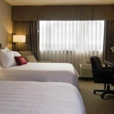 фото отеля Crowne Plaza Airport