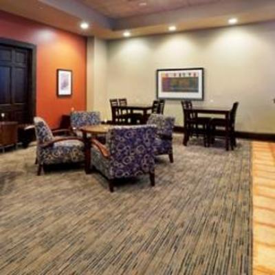 фото отеля Crowne Plaza Airport