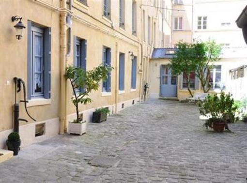 фото отеля L'Escapade Versaillaise