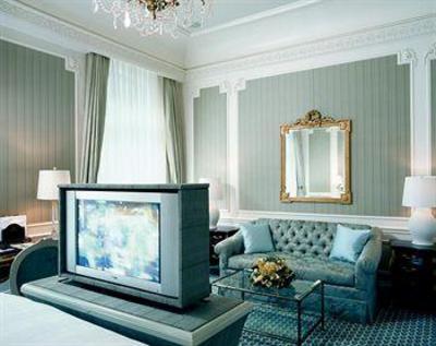 фото отеля The St. Regis New York