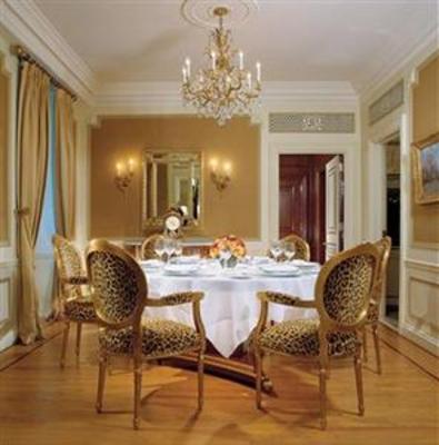 фото отеля The St. Regis New York