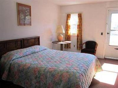 фото отеля Cadet Motel