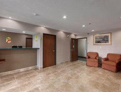 фото отеля Super 8 Frankfort