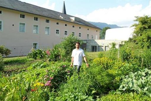 фото отеля Schlosswirt Gasthof Pension Ossiach