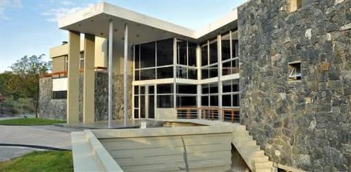 фото отеля Tres Pircas Hotel and Spa