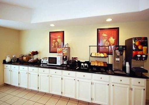 фото отеля Comfort Inn Marrero