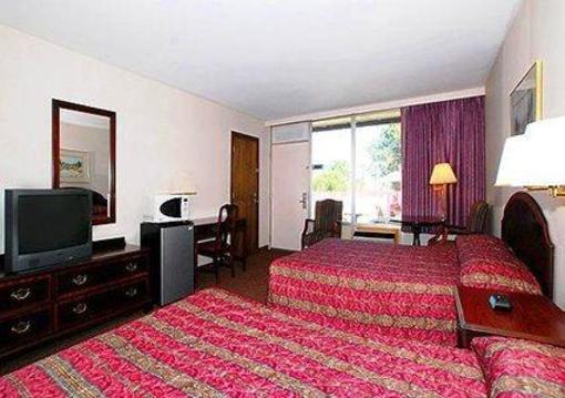 фото отеля Econo Lodge Oakley (Kansas)