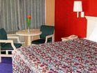 фото отеля Travelers Inn Lawndale