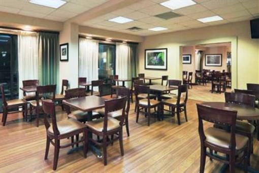фото отеля Holiday Inn Express Valley