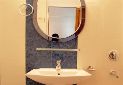 фото отеля Hotel Prestige Shimla