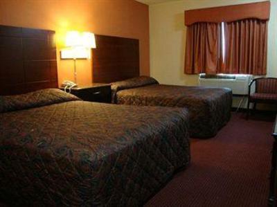 фото отеля Red Carpet Inn Elmwood Park
