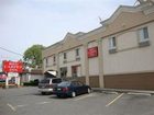 фото отеля Red Carpet Inn Elmwood Park