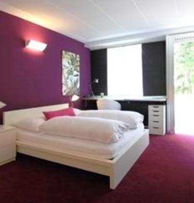 фото отеля College Garden Hotel Bad Voslau