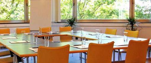 фото отеля College Garden Hotel Bad Voslau