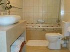 фото отеля Aan-den-weg Bed & Breakfast Stellenbosch