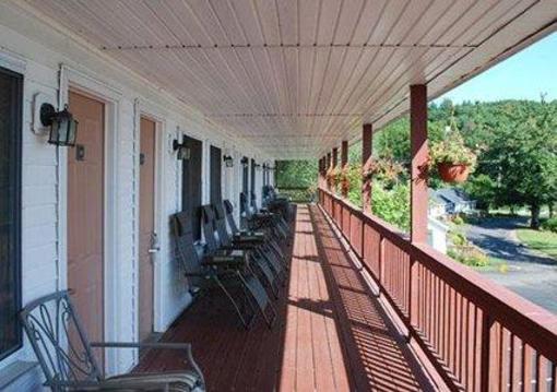 фото отеля Rodeway Inn Tilton