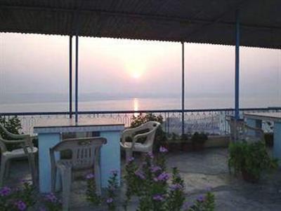 фото отеля Hotel Temple on Ganges