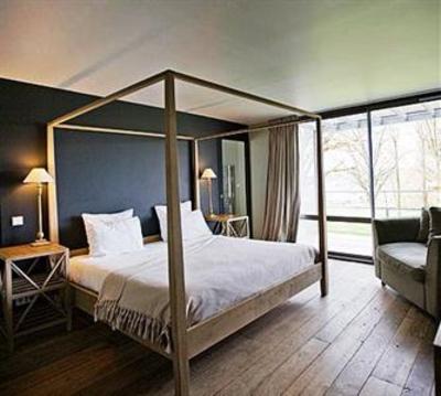 фото отеля L'auberge Basque Hotel Saint-Pee-sur-Nivelle