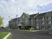 Country Inn & Suites St. Cloud