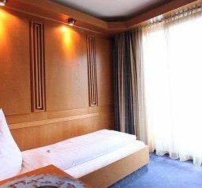 фото отеля Hotel Petershof Stuttgart